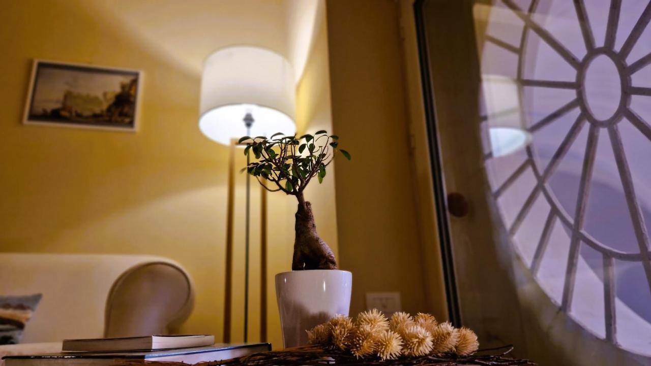 Maison Des Fleurs Naples Luaran gambar